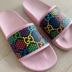 Gucci Pink and Multicolor Logo Slides
